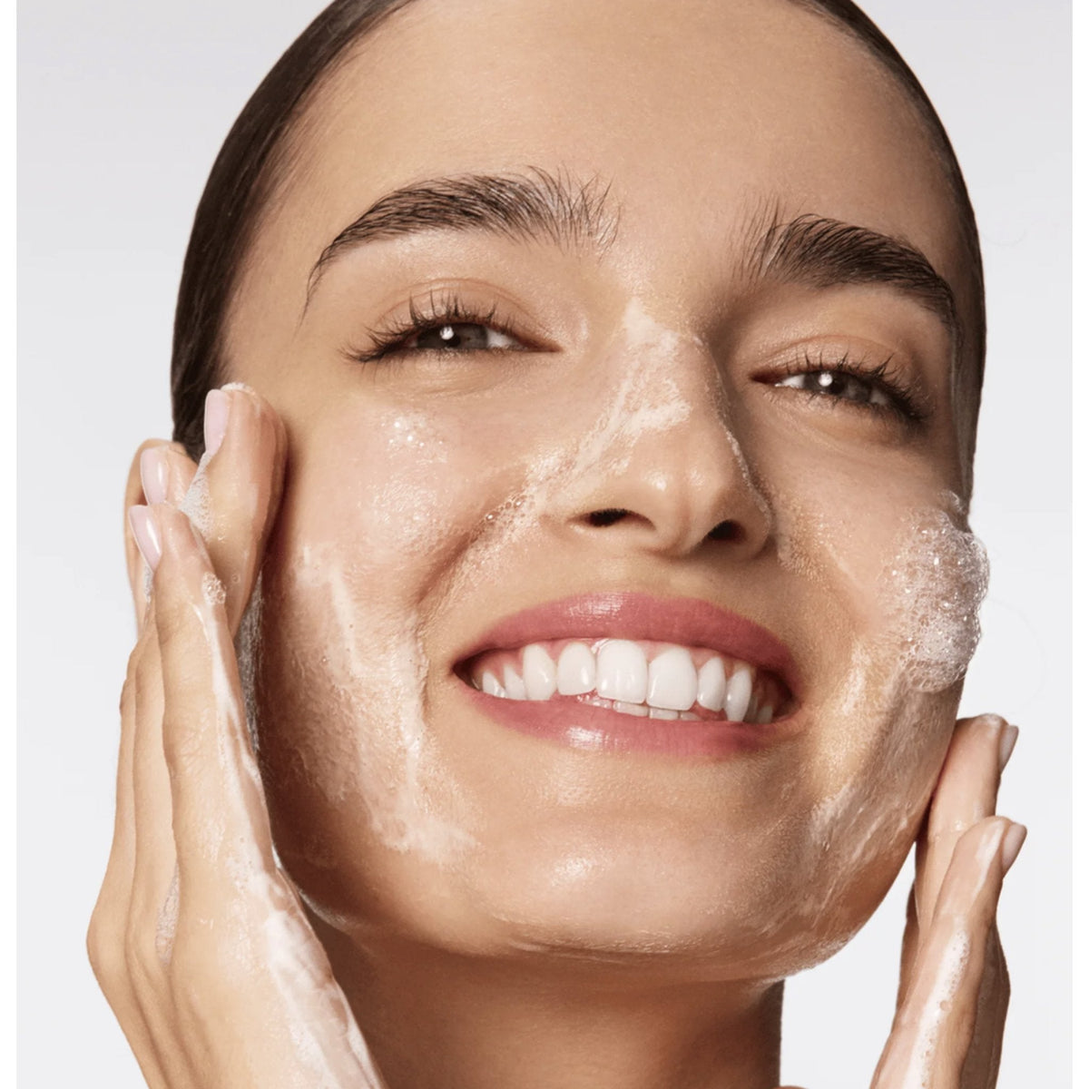 GENTLECLEAN cleanser model shot