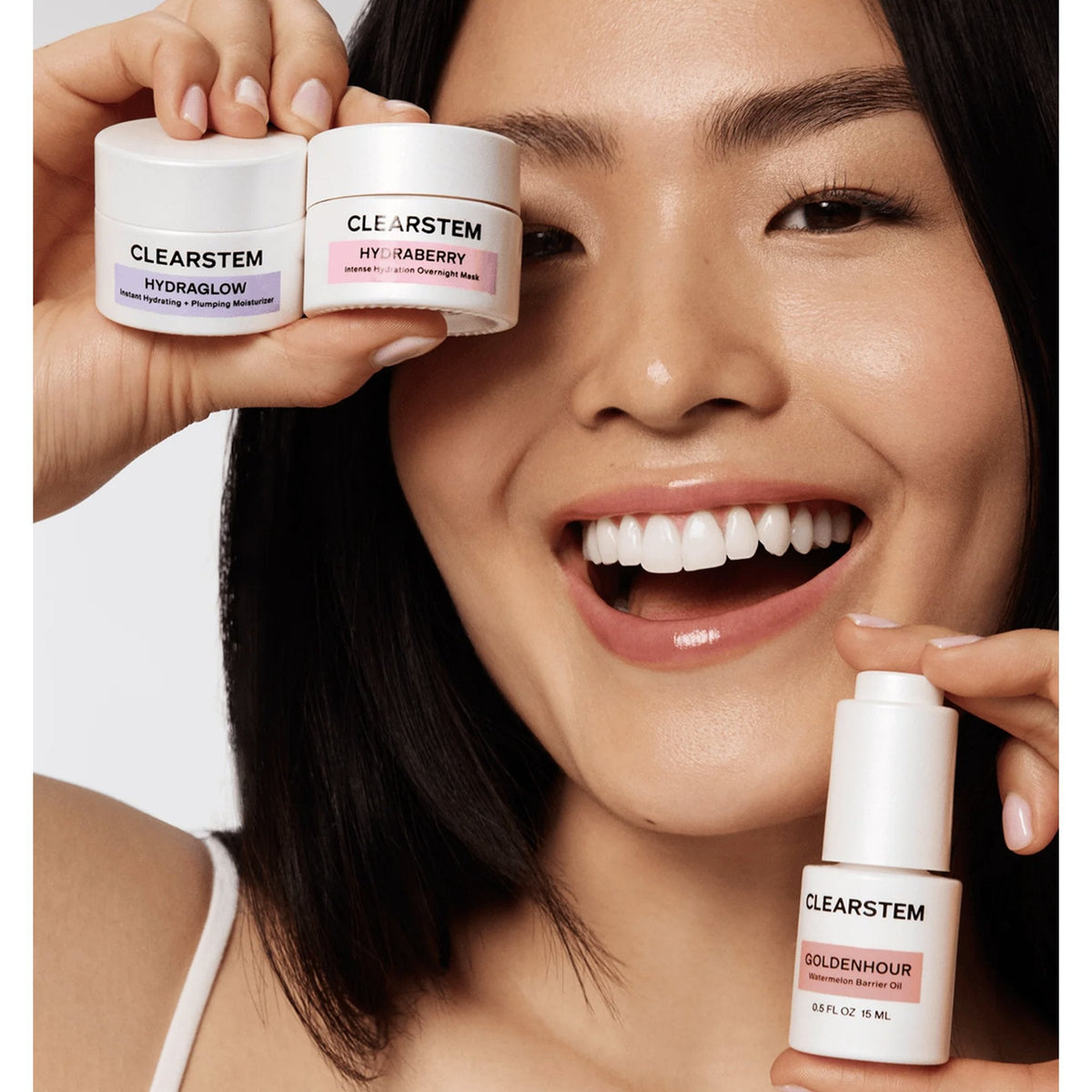 Hydration Hero Minis model shot